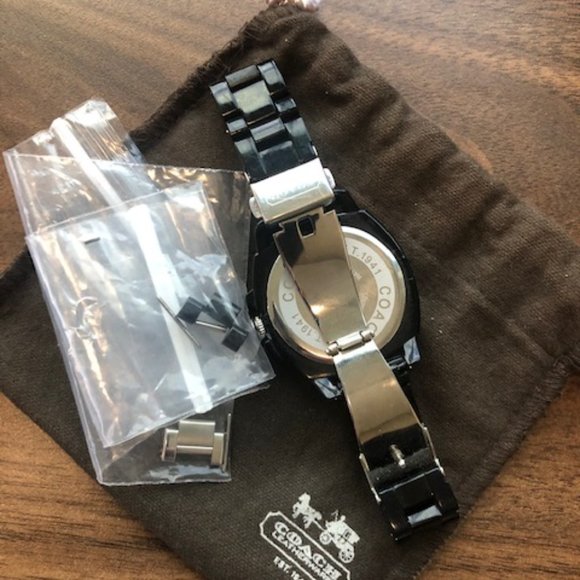 Pre-Owned-COACH Boyfriend Watch. Black & Silver.